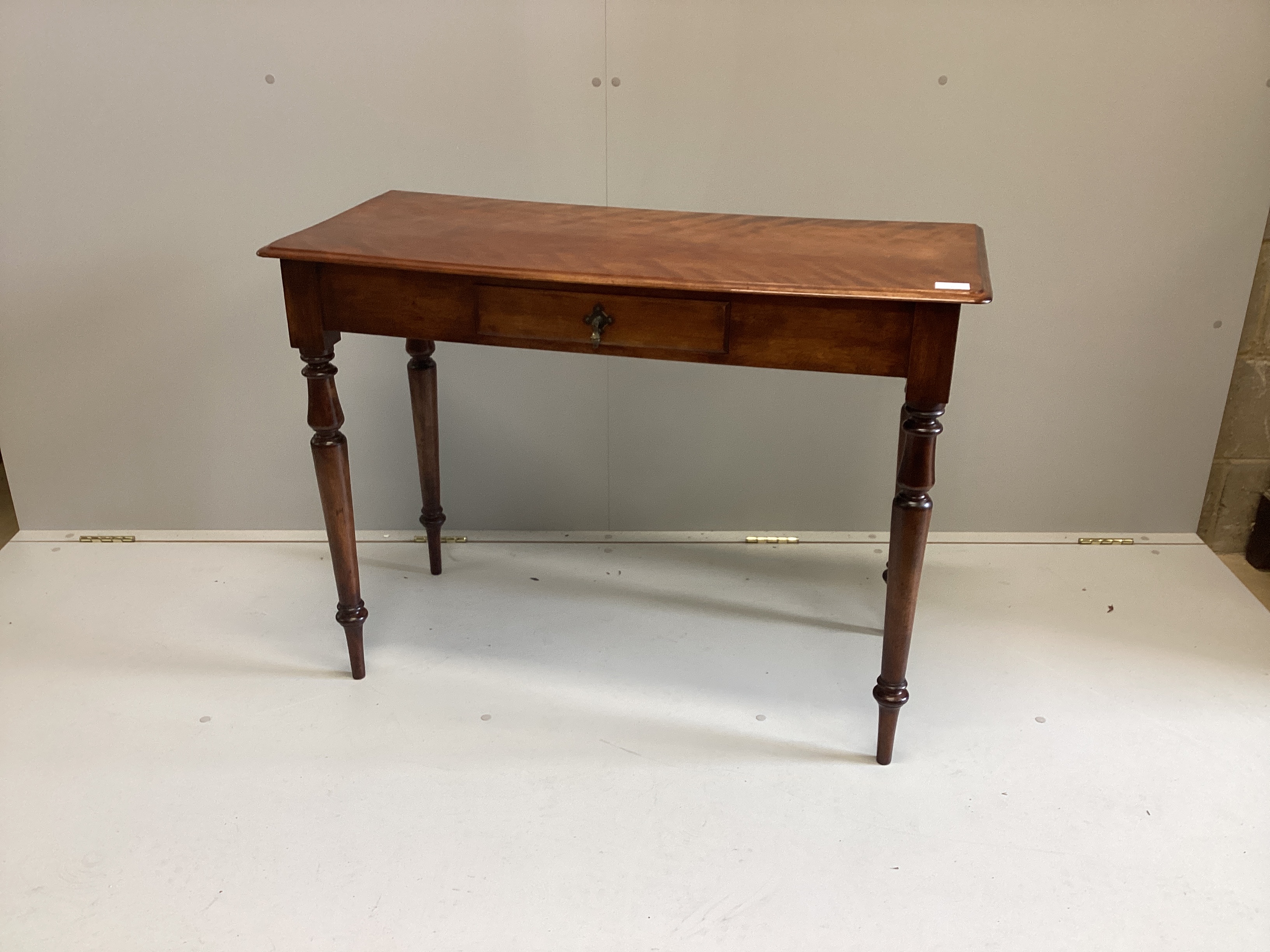 A Victorian mahogany side table, single drawer, width 99cm, depth 44cm, height 72cm